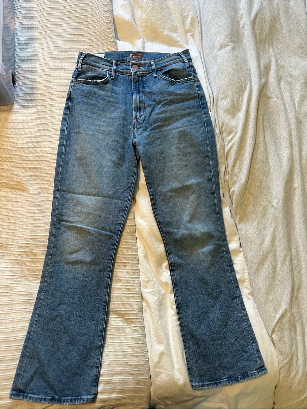 MOTHER Women's Ankle Cropped Jeans in Medium Blue Wash